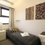 Forenom Hostel Helsinki Pitaejaenmaeki